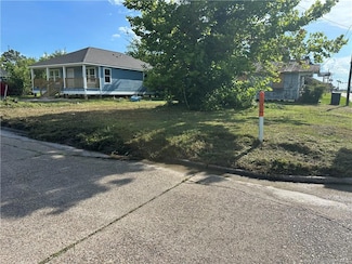 1310 Belden St, Lake Charles, LA 70601