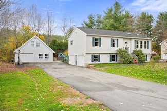 17 Allison Park, Brewer, ME 04412