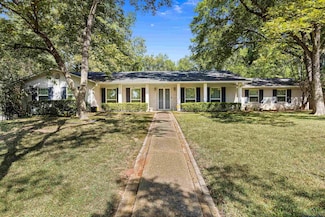 7 Lindsey Ln, Longview, TX 75601