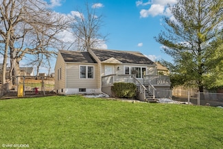 1227 Lincoln Ave, Fox River Grove, IL 60021