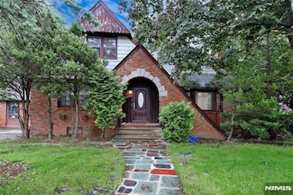 4-21 Saddle River Rd, Fair Lawn, NJ 07410