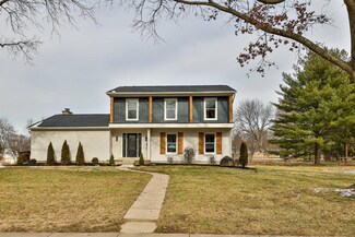 9860 Delray Dr, Montgomery, OH 45242