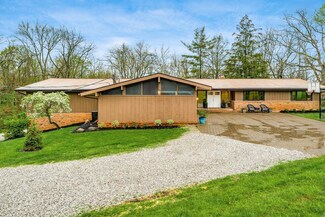 6631 Cook Rd, Powell, OH 43065