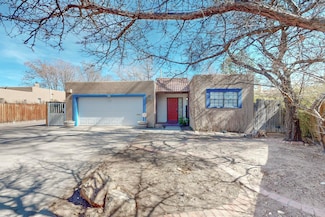 504 San Carlos Ct SW, Albuquerque, NM 87104
