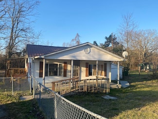 5760 S Ky-1651, Pine Knot, KY 42635