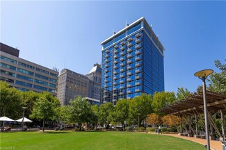 201 N Elm St Unit 1401, Greensboro, NC 27401