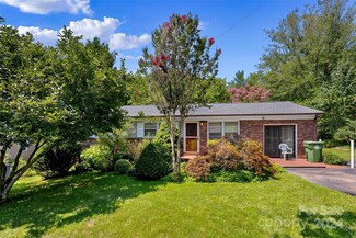 45 Cub Rd, Asheville, NC 28806