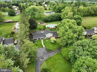 13108 Manor Dr, Mount Airy, MD 21771