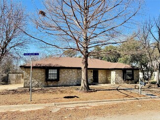 1130 Dove Hollow Rd, Granbury, TX 76048
