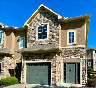 7826 W 158th Ct, Overland Park, KS 66223