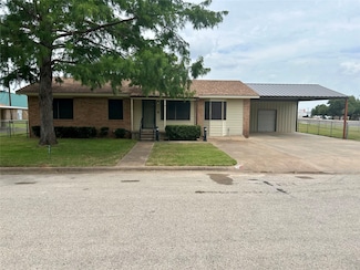 102 W Highland Dr, Whitney, TX 76692