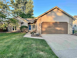 111 Autumn Hills Dr, Avilla, IN 46710