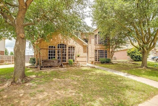 2604 Briarcrest Dr, Burleson, TX 76028