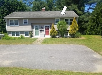 65 Reservoir St, Holden, MA 01520