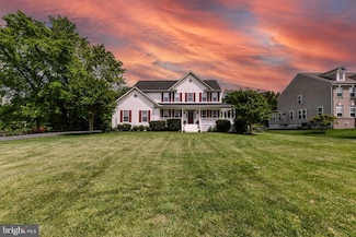 19689 Smith Cir, Ashburn, VA 20147