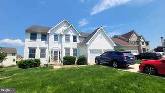 5 Pinehurst Ct, Mount Holly, NJ 08060