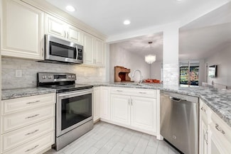 16021 Loch Katrine Trail Unit 7402, Delray Beach, FL 33446