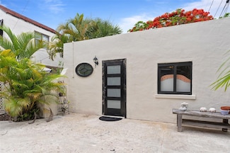 927 Paseo Andorra, West Palm Beach, FL 33405