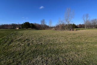 3200 Lake Terrace Dr, Martinsville, IN 46151