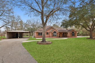 223 Pin Oak Ln, Magnolia, TX 77354