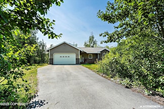 8581 S Yankee Cir, Wasilla, AK 99623