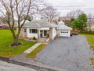 10 Harris Ave, Ravena, NY 12143