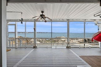23 Beach Ave Unit 1, Salem, MA 01970