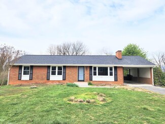 5738 Oakland Blvd, Roanoke, VA 24019