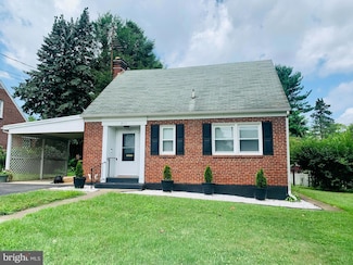 211 16th St, New Cumberland, PA 17070