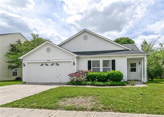 10290 Tournon Dr, Fishers, IN 46037