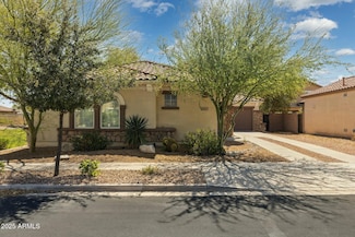 897 E Cherry Hills Dr, Chandler, AZ 85249