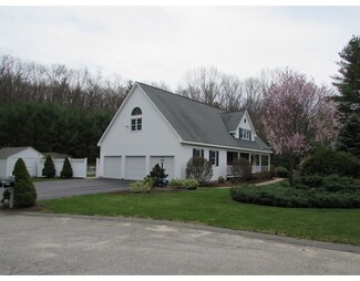 32 Smallwood Cir, Boylston, MA 01505