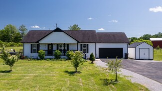 1807 Mosley Ferry Rd, Chapmansboro, TN 37035