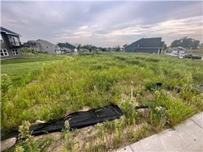 19549 York Dr, Elk River, MN 55330