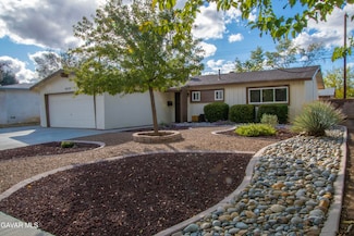 43729 Hardwood Ave, Lancaster, CA 93534