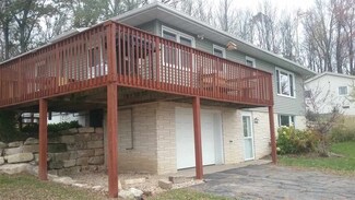 201 Smythe St, Rock Springs, WI 53961