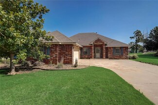 241 E Lily Ln, Edmond, OK 73025