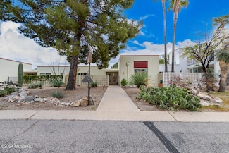 5862 N Camino Esplendora, Tucson, AZ 85718