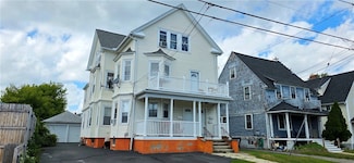 111 Woodbine St, Cranston, RI 02910
