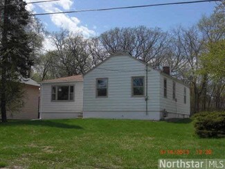 2331 2331 7th St N, North St. Paul, MN 55109