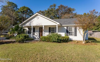 24 Southern Magnolia Dr, Beaufort, SC 29907