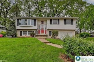 1845 Sherwood St, Allentown, PA 18109