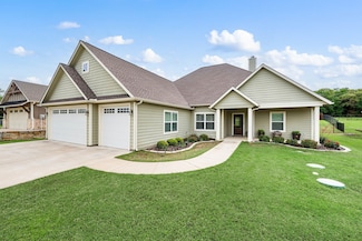 226 Colt Dr, Gainesville, TX 76240