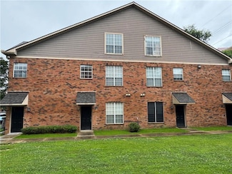 710 E Boyd Dr Unit 906, Baton Rouge, LA 70808