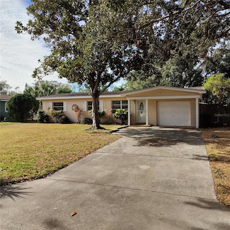 1736 Thomas Dr, Clearwater, FL 33759