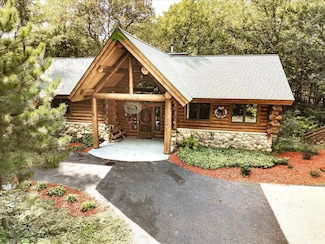 9640 County Road D, Almond, WI 54909