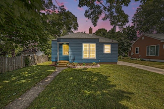 1382 Montague Ave, Muskegon, MI 49441