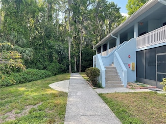 1983 Abrico Dr Unit H-9, Lutz, FL 33558