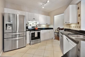3334 Peachtree Rd NE Unit 109, Atlanta, GA 30326