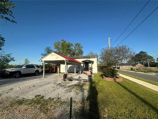519 S B St, Rogers, AR 72756